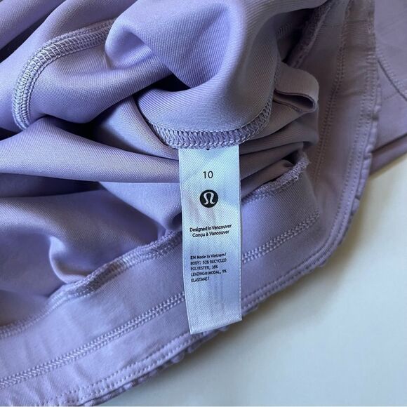 Lululemon Softstreme Gathered T-Shirt 10 - Picture 8 of 16